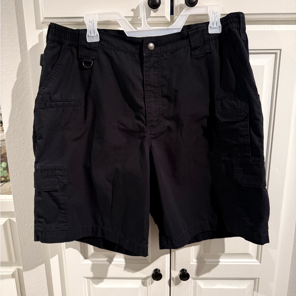 5.11 Tactical Men's Dark Cargo Shorts 38